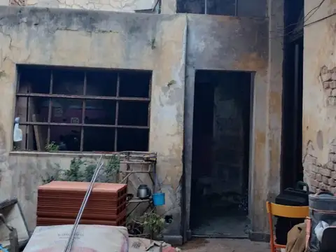 Galpon en Venta en Pompeya, USD 70.000