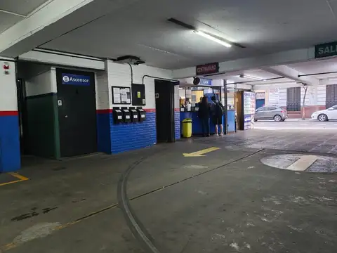 VENTA COCHERA EN RECOLETA OPORTUNIDAD!