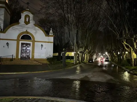 Ayolas Y Av Vicente López 100