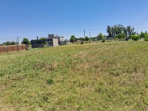 Terreno en Venta 30  mts Fondo