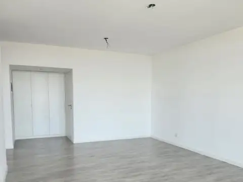 Departamento en Venta en La Lucila, USD 315.000