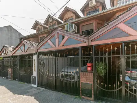 Depto Tipo Casa 4 ambientes con 1 baño