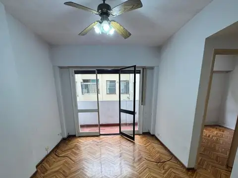 Ruy Díaz De Guzmán 100, Piso 7