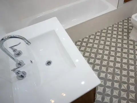 CASA AMERICANA EN VENTA  A ESTRENAR