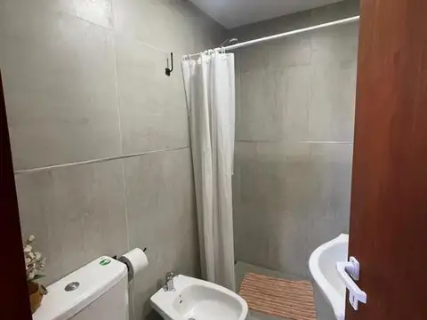 Departamento 9 ambientes con 6 baños