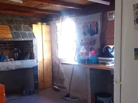 Casa 4 ambientes con 1 baño