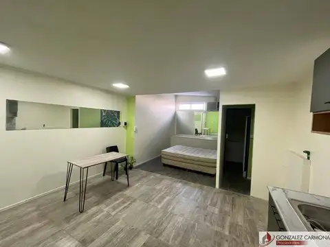 Departamento en alquiler en Monte Castro