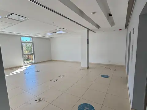 Oficina en Alquiler en Comodoro Rivadavia, $ 4.200.000
