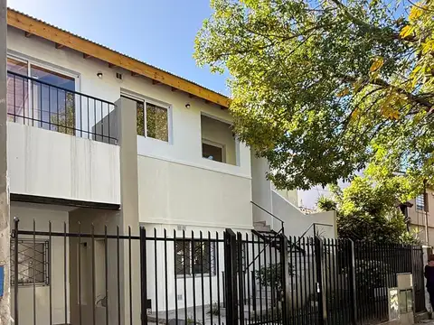 Alferez Hipólito Bouchard 2600, Piso PB