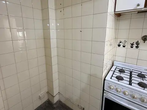 Departamento en Alquiler en Villa Ballester, $ 850.000