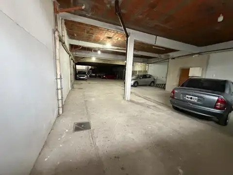 Galpon en Alquiler en Sarandí, $ 1.200.000