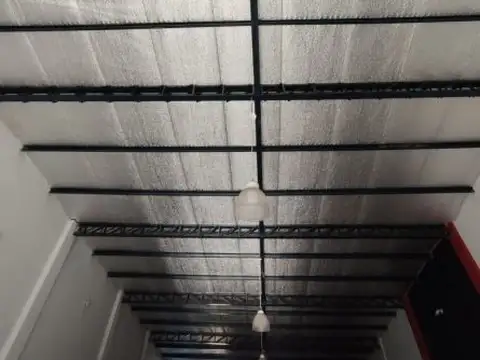 Galpon en Venta 30  mts Fondo