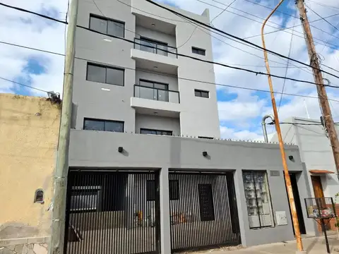 Constituyentes 1200, Piso 2°
