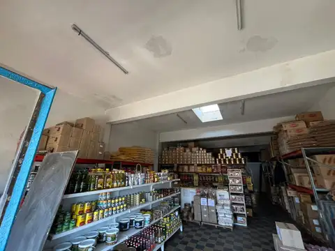 Local en Venta 96 años
