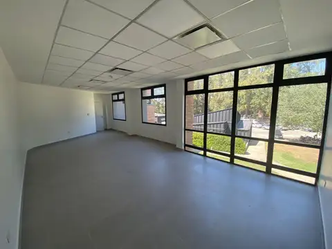 Alquiler oficina 42 M2  Edificio INSIGNIA M3 Parque Empresarial Austral Pilar