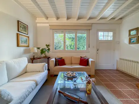Depto Tipo Casa en Venta 60 años