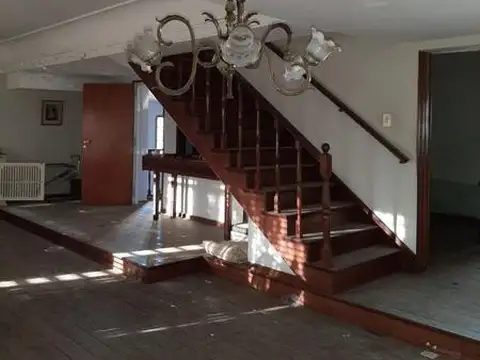 Departamento en Venta de 6 ambientes