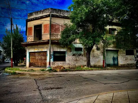 Brasil 3100, Piso 0