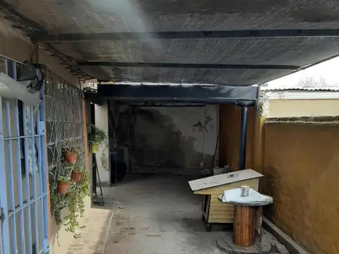 Casa con amplio terreno