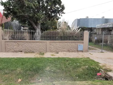 Casa con amplio terreno