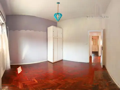 Depto Tipo Casa en Venta 50 años