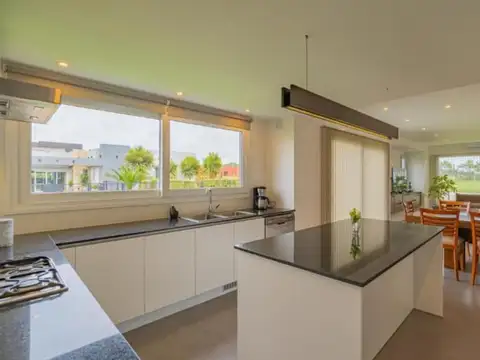 Casa en Venta en Tierras Del Mar, USD 228.000
