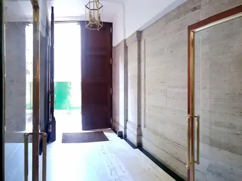 Oficina 4 ambientes con 2 baños