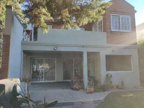 VENTA CASA 6 AMB BANCO PROVINCIA MORENO APTO CREDITO PARQUE Y PILETA