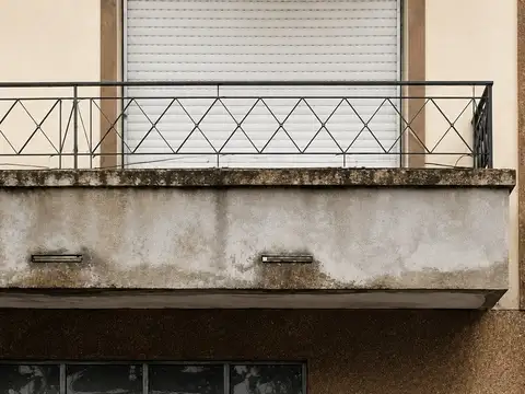 Avenida Teniente General Donato Álvarez 600