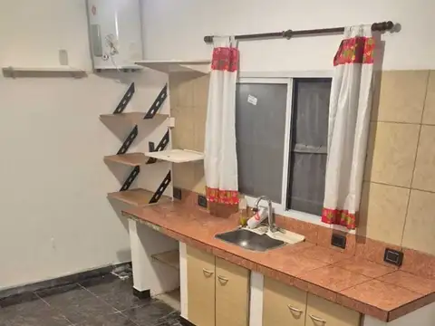 Departamento en Alquiler en Flores, $ 450.000