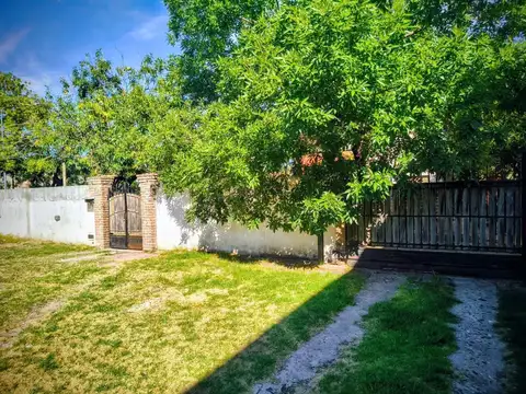 VENTA QUINTA 7 AMB W MORRIS PILETA  APTO CRED