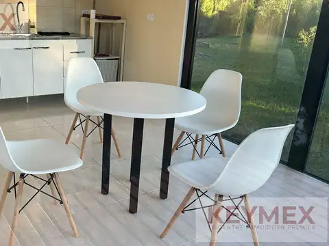 Casa 2 ambientes con 1 baño