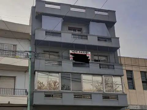 Departamento 4/5 amb. A RECICLAR