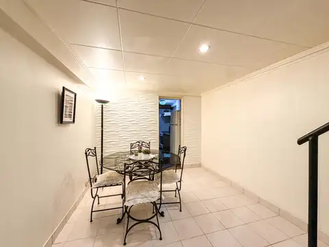 Depto Tipo Casa en Venta al Este