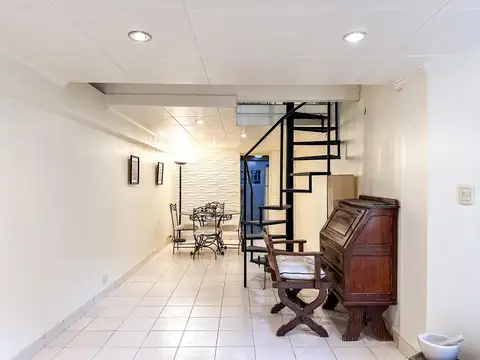 Depto Tipo Casa 2 ambientes con 1 baño