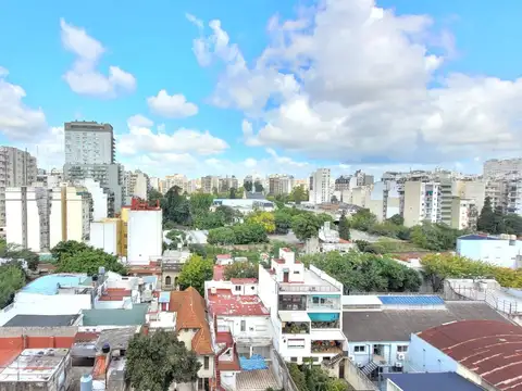 HERMOSO DEPTO. 4 AMBIENTES "Campichuelo 244" CON COCHERA EN CABALLITO