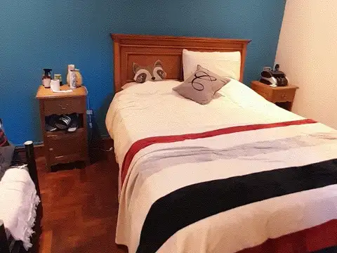 CHALET A 250 MTS DE LA ESTACION Y A 50 MTS CARREFOUR EN EXCELENTE ESTADO