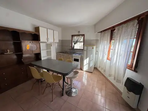 Depto Tipo Casa en Alquiler de 1 dormitorio
