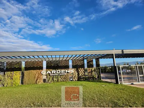 Terreno en  barrio privado Gardens