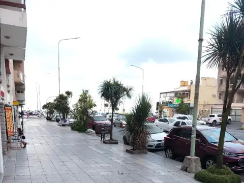 Avenida Independencia  565