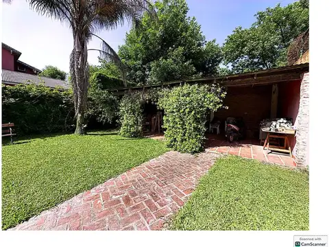 VENTA CASA EN MANZANARES PILAR CON PILETAYPADEL
