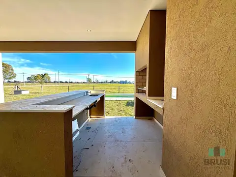 Casa en Venta en Fincas Joven, USD 229.000