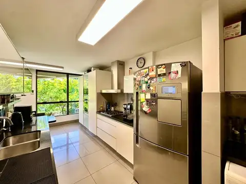 Departamento en Alquiler en Cerro De Las Rosas, USD 1.600