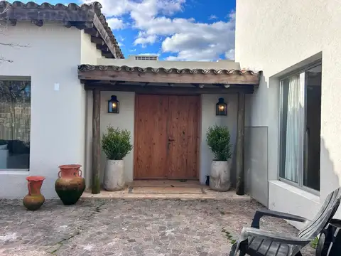 Casa en Alquiler en Santa María del Tigre, USD 2.400