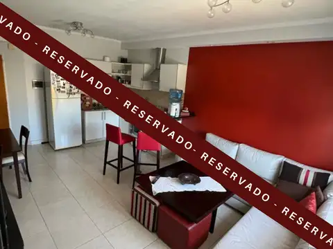 Departamento de tres ambientes en venta