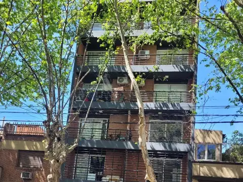 Llerena 2500, Piso 3