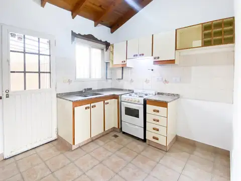 Casa en Alquiler en Carapachay, $ 1.600.000