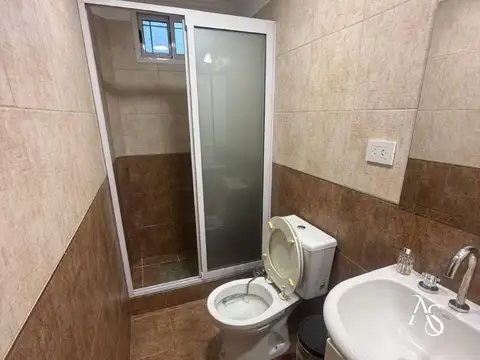 Depto Tipo Casa 3 ambientes con 2 baños
