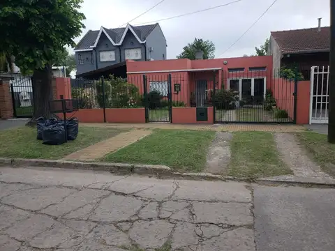 Casa - Venta - Argentina, Almirante Brown - Lopez de gomara 3155