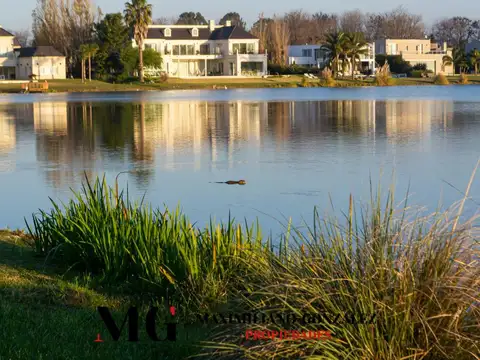 Terreno en Venta en La Martona, USD 200.000